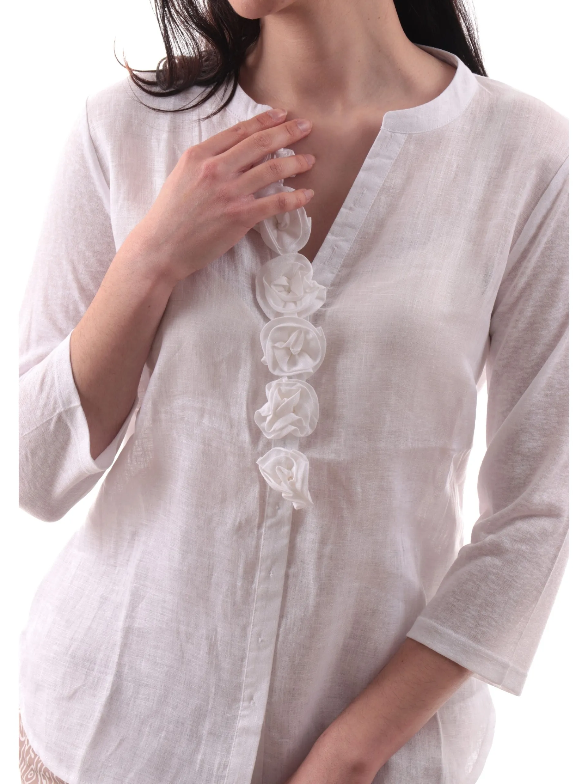 ANIS Maglie*Maglia White bianca scollo a V roselline in lino maniche tre quarti 251C1510 001