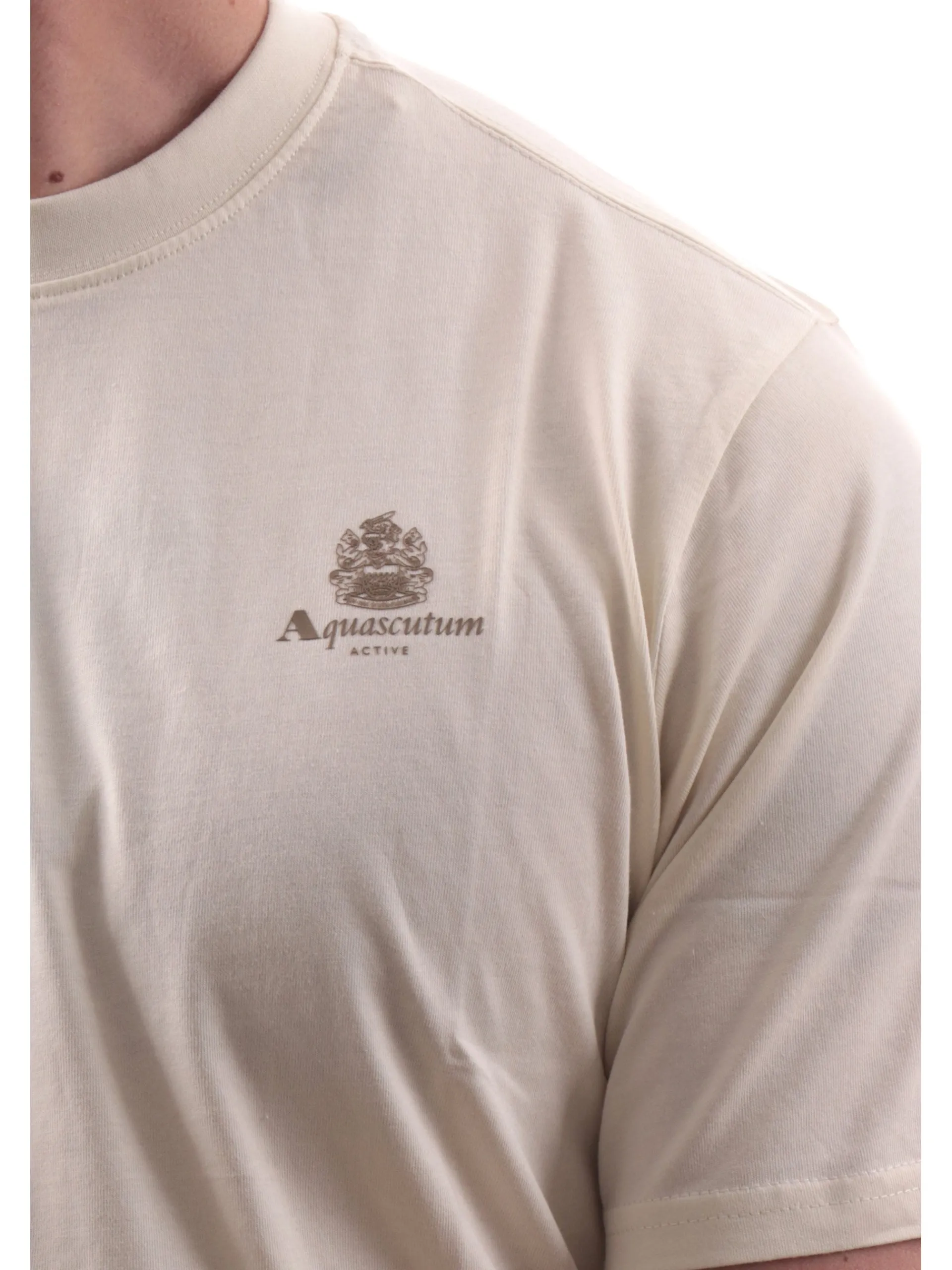 AQUASCUTUM T-Shirt*Maglia bianco crema da uomo con logo stampato lato cuore AAB005TS005