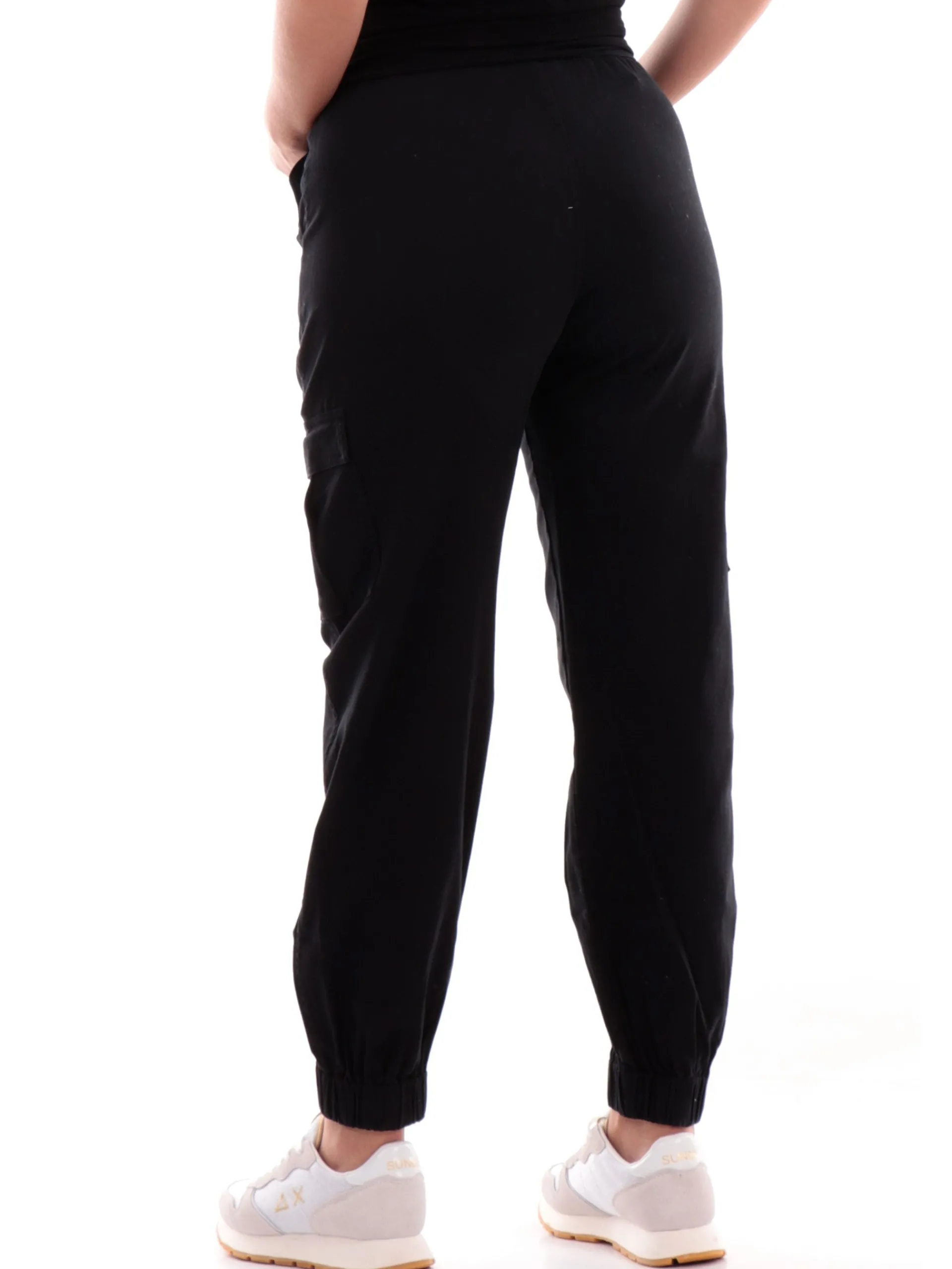 DEHA Pantaloni*Pantaloni Tuta Cargo neri da Donna con tasconi A00615
