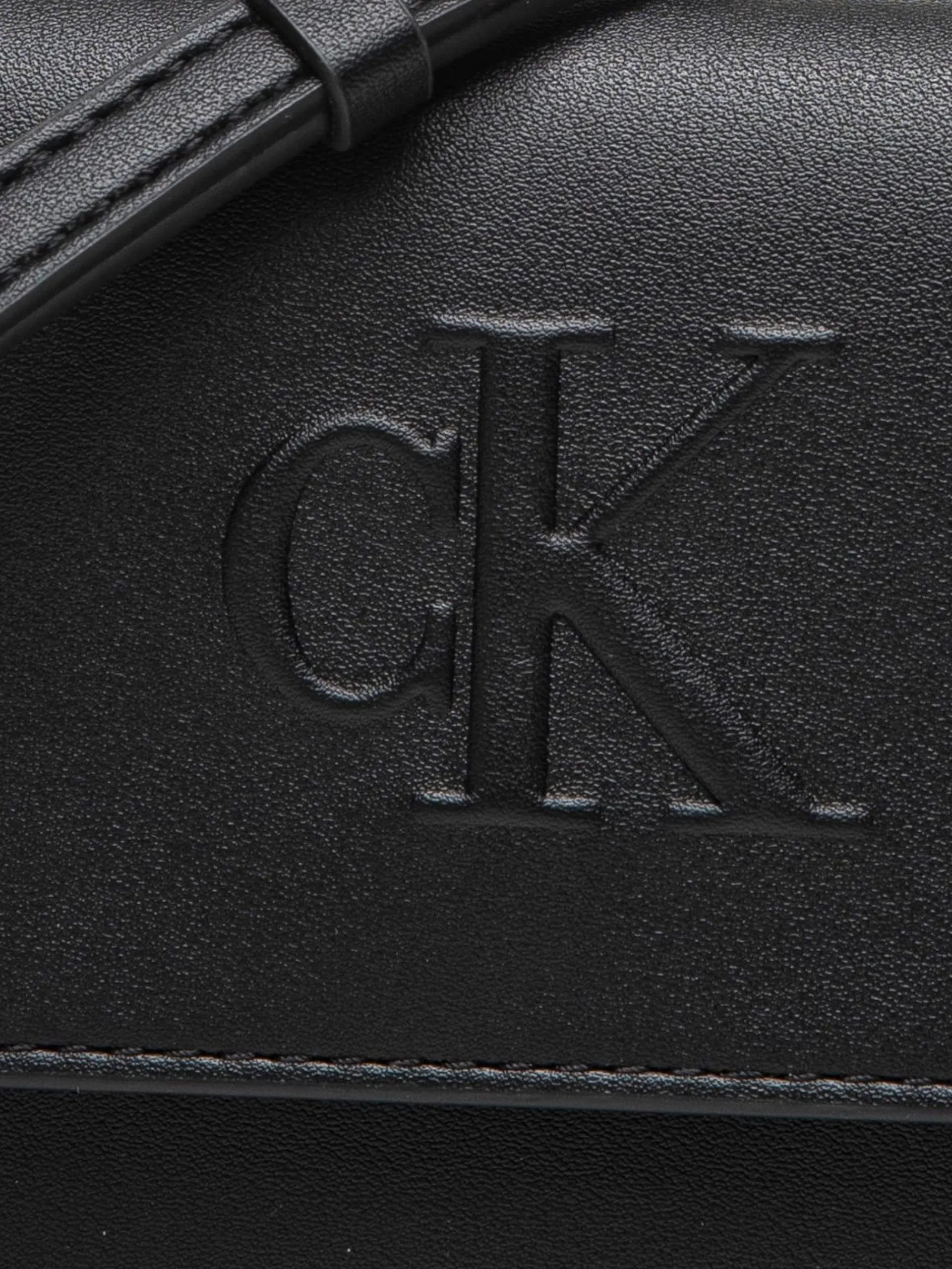 CALVIN KLEIN Borse*Portafoglio nero Sculpted Long Fold Strap con tracolla LV04K1006G