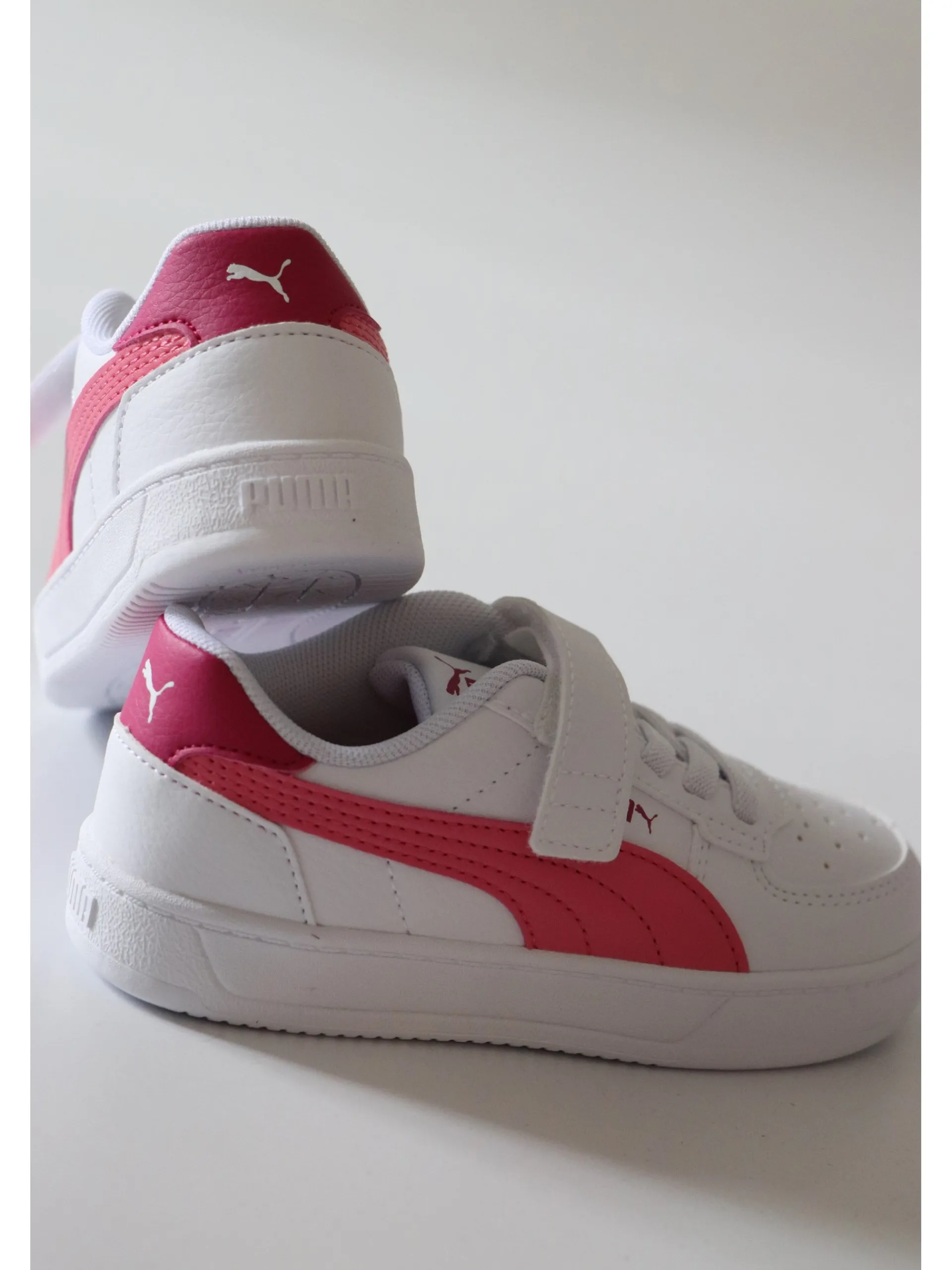 PUMA Sneakers*Scarpe bianche e rosa da bambina Caven 2.0 AC+ INF 39384
