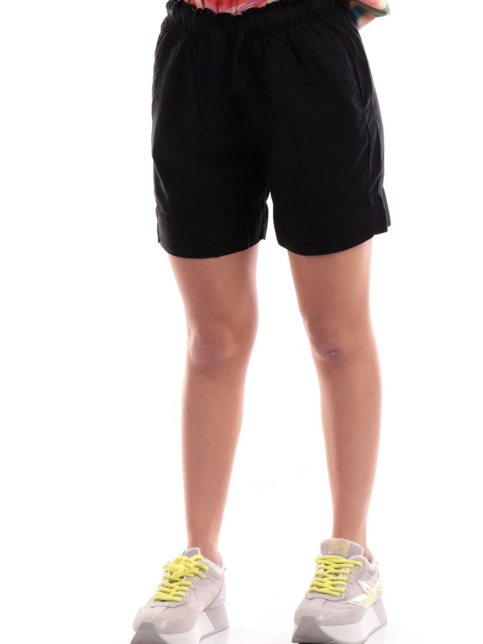 DEHA Shorts*Shorts neri da donna in Tencel A00668