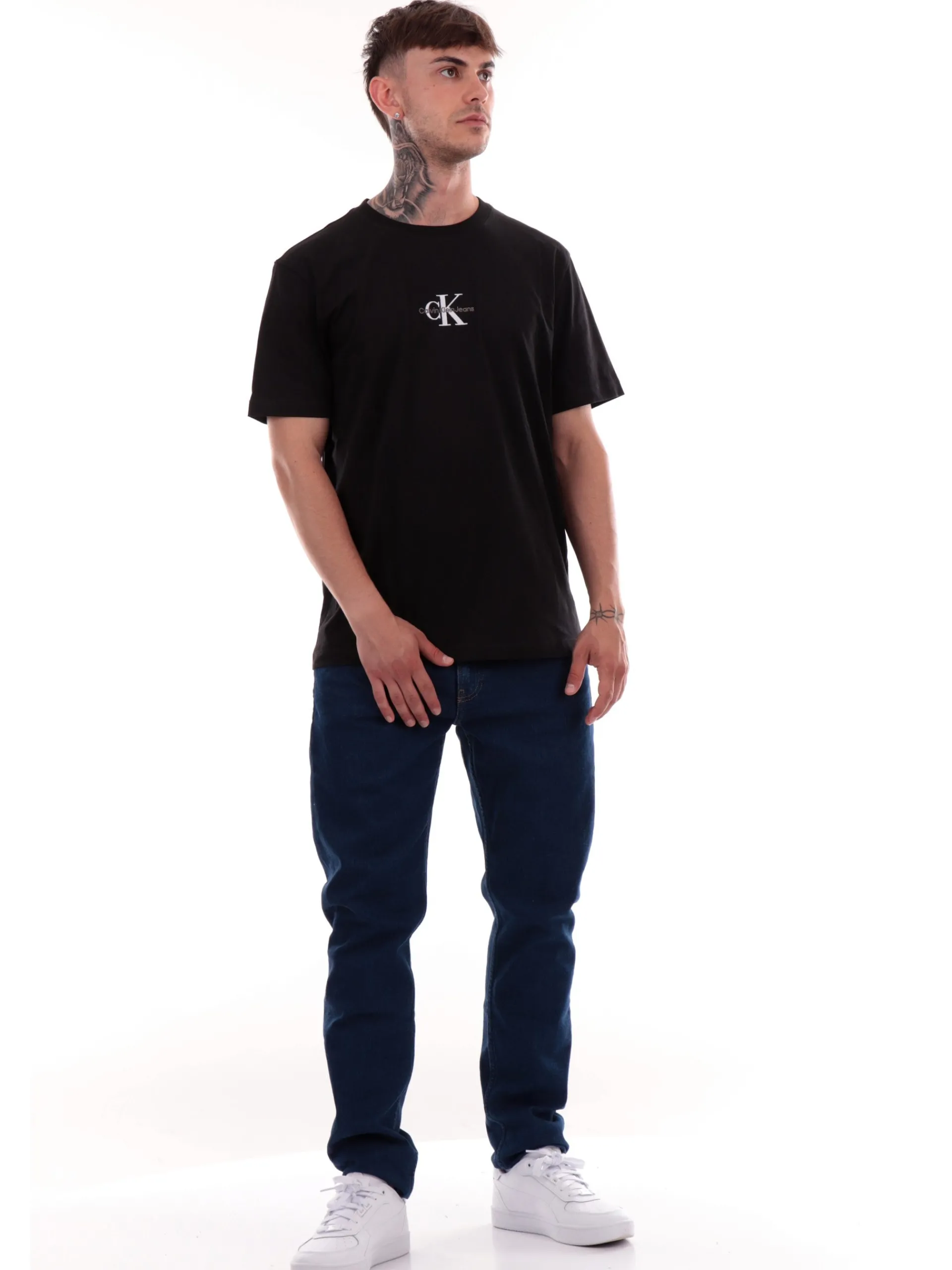 CALVIN KLEIN T-Shirt*T-shirt nera da uomo logo ricamato J30J325649