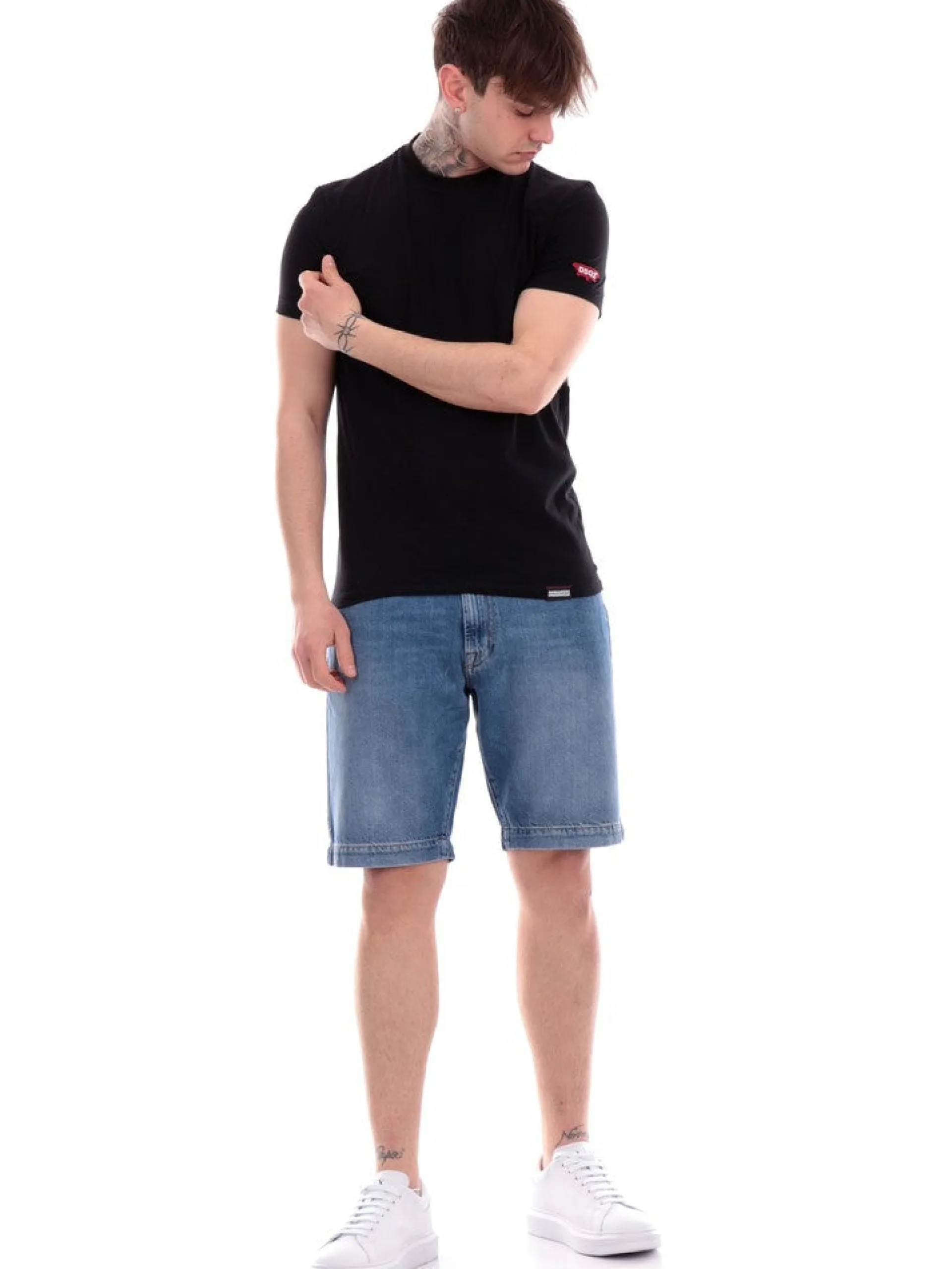 DSQUARED T-Shirt*T-shirt nera da uomo con patch D9M204900