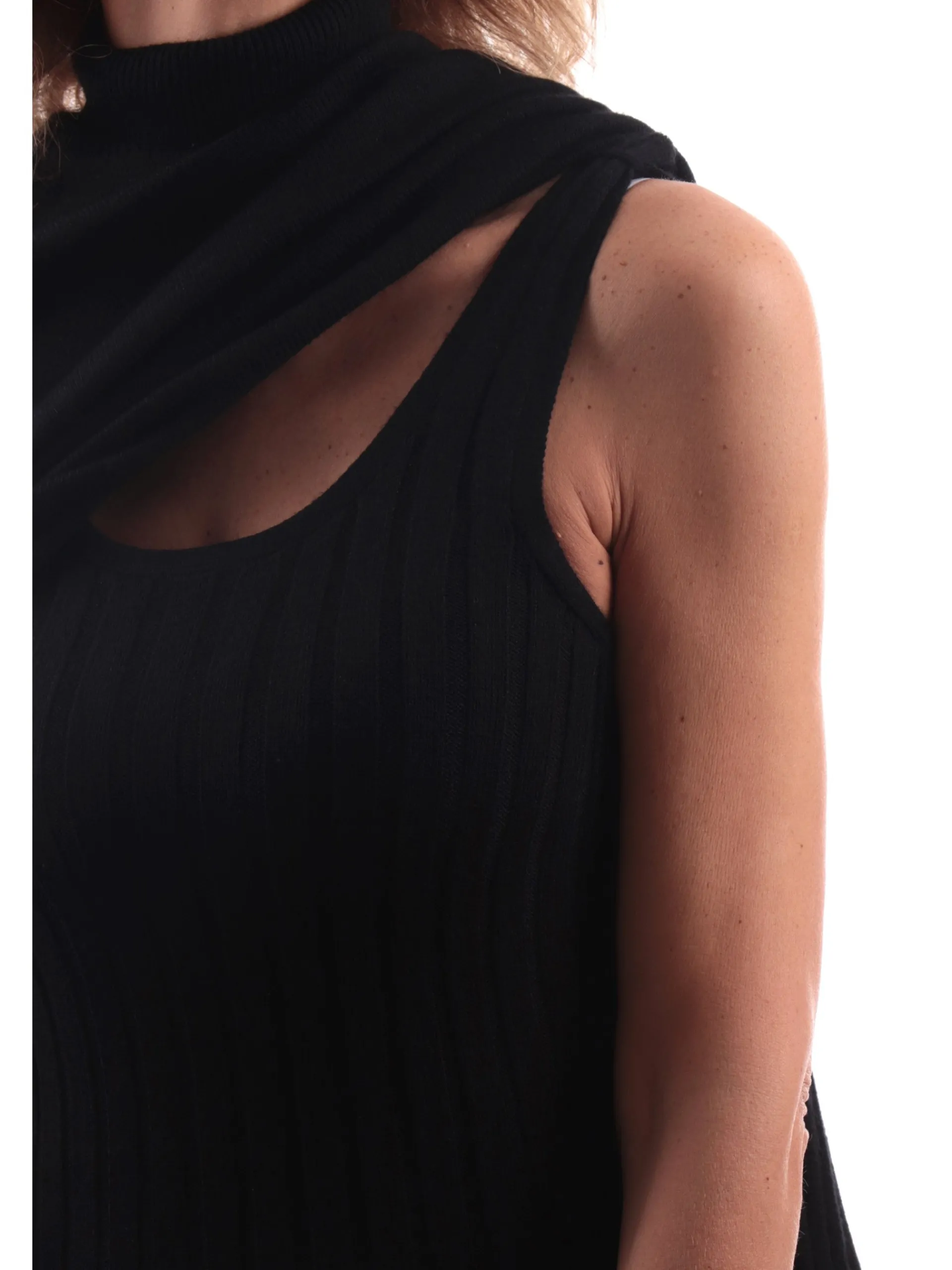 TIFFOSI Vestiti*Vestito Nero da donna realizzato in morbido tessuto a costine collo alto dolcevita 10056343